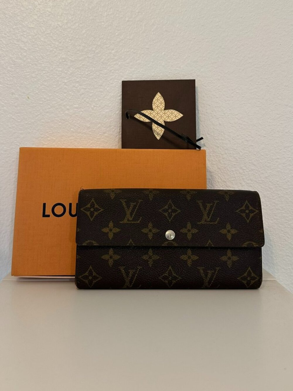 Louis Vuitton Sarah Wallet – Pre-Owned, Functional & Spacious with Box